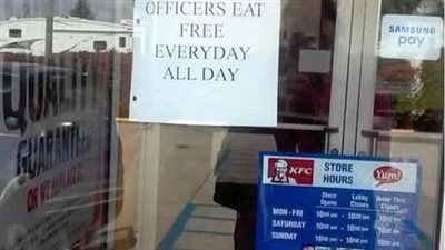 Customers expressed displeasure over a door sign, but restaurant’s reaction is so clever