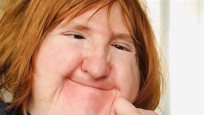 A woman was told she was ‘too ugly’ to take selfies, and she responds to online trolls in a perfect way