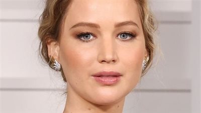 Jennifer Lawrence Opens Up About Aging and Highlights the Transformative Power of Makeup