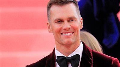 Tom Brady and 76-year-old actress Sally Field seem to have found each other, and now the legendary football star is responding to a set of wild romance rumors…