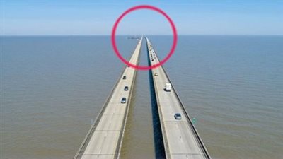 Even experienced drivers and motorists are scared to cross this bridge.
