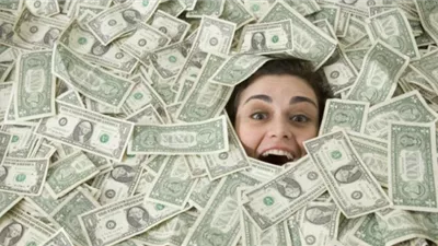 People Of These Zodiac Signs Will Be Swimming In Money Until The End Of October