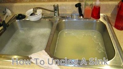 How To Unclog A Sink Using Just 2 Natural Ingredients