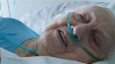 A son took his mother to a old age home, where he visited her from time to time.